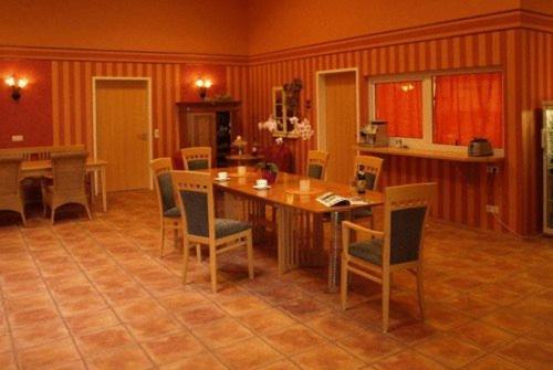 Econo Motel Goelzer Büchenbeuren Kültér fotó