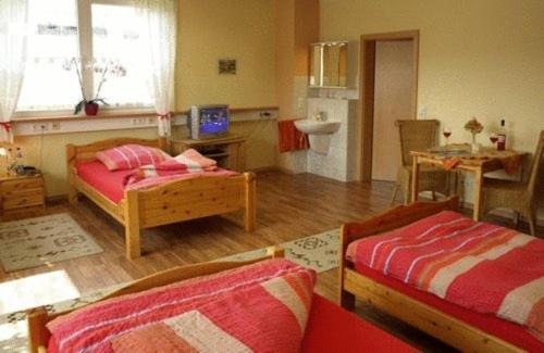 Econo Motel Goelzer Büchenbeuren Kültér fotó